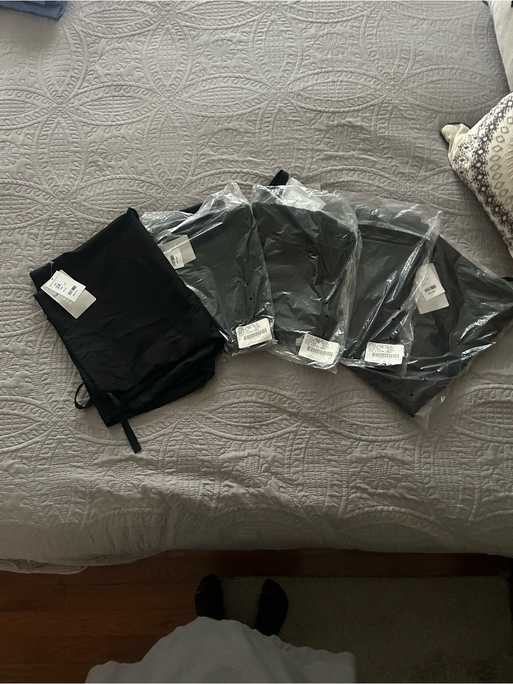 Set (5) Black drawstring scrub pants, unisex, White Swan